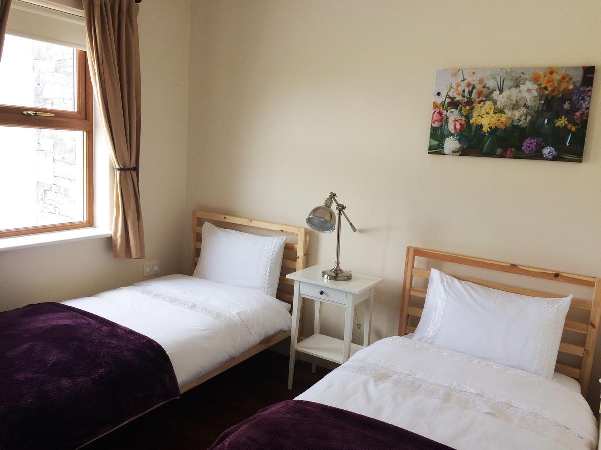 Wild Atlantic Breeze Guesthouse Doolin Eksteriør billede